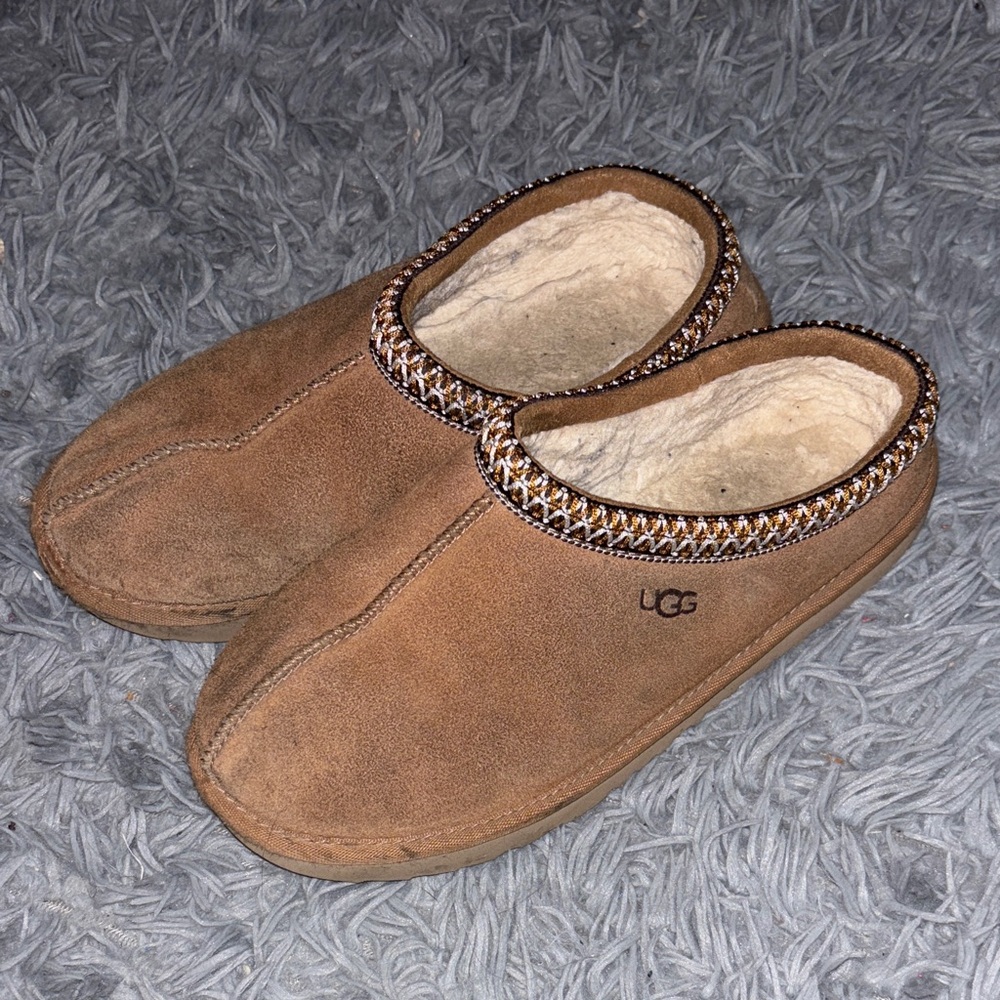 UGG Slippers woman’s
